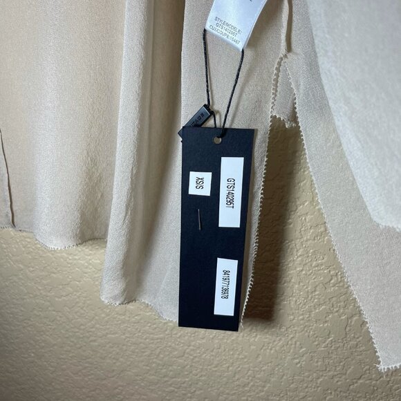 Halston Heritage Women Top ! - Picture 4 of 8